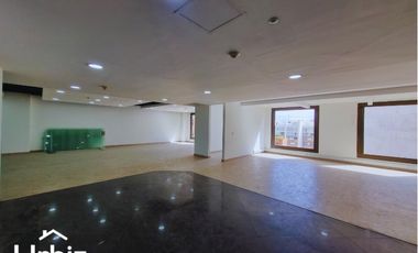 Oficina de 927m en Arriendo en Cll 72 en centro financiero de Bogota