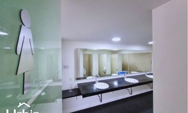 Oficina de 927m en Arriendo en Cll 72 en centro financiero de Bogota