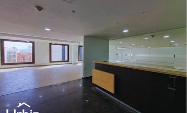 Oficina de 927m en Arriendo en Cll 72 en centro financiero de Bogota