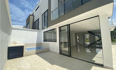 CASA - VENTA - ALFAGUARA LAS MERCEDES - JAMUNDI - SUR