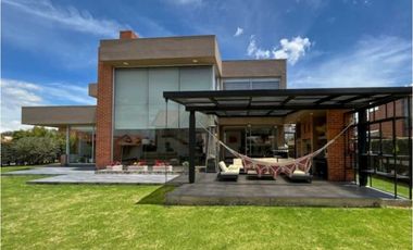 VENTA DE CASA DE LUJO  EN CAJIC