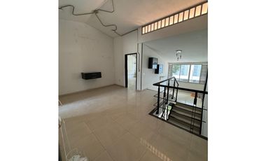 SE ARRIENDA CASA COMERCIAL BARRIO SOTOMAYOR