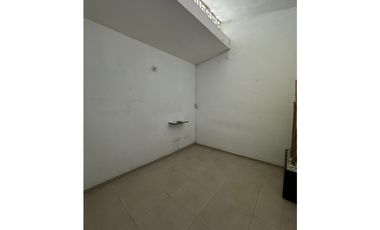 SE ARRIENDA CASA COMERCIAL BARRIO SOTOMAYOR