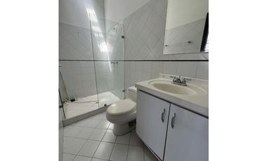 SE ARRIENDA CASA COMERCIAL BARRIO SOTOMAYOR