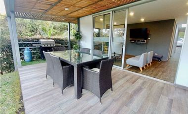 Casa para la Renta en la Ceja Tequendamita con Jacuzzi