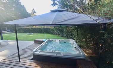 Casa para la Renta en la Ceja Tequendamita con Jacuzzi