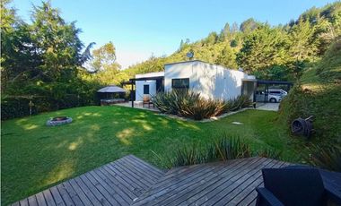 Casa para la Renta en la Ceja Tequendamita con Jacuzzi