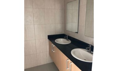 SEA CONFIABLE VENDE Y ALQUILA APARTAMENTO EN SEVILLA TOWERS