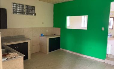VENTA CASA FINCA  EN PENONOME  CENTRICA -524.36M2 EL ENC