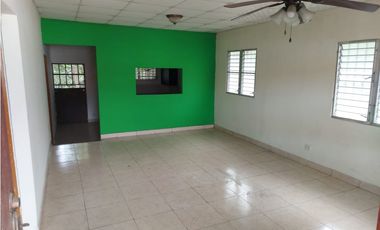 VENTA CASA FINCA  EN PENONOME  CENTRICA -524.36M2 EL ENC