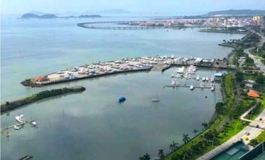 ALQUILO APARTAMENTO L/B VISTA AL MAR AV BALBOA PH VISTA BALBOA NRR