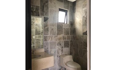 COSTA DEL ESTE / PASEO DEL PARQUE / 1045 M2 / 3 HABITAC / LINEA BLANCA