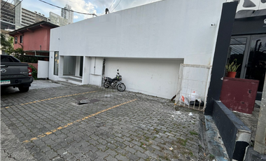 PLAZA COMERCIAL DE 3 LOCALES / SAN FRANCISCO  / 12% RENTABILIDAD