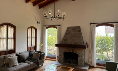 HERMOSA CASA EN VENTA EN VALLE DE ZAMARRERO, ZINACANTEPEC