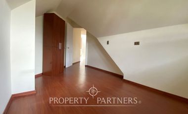 Andalué departamento dúplex con vista a la laguna