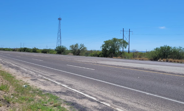TERRENO CON 83 MTS DE FRENTE CARRETERA , LA PAZ-SAN PEDRO