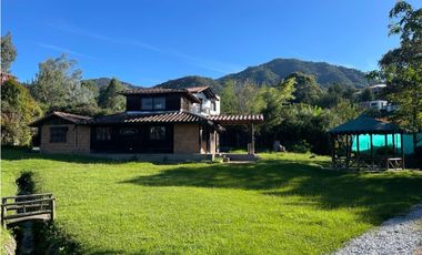 vendo casa finca campestre el carmen de viboral  CH