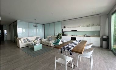 Se vende apartamento con vista al mar en Puerto Luz, Santa Marta