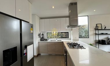 SE VENDE CASA EN CAJICA