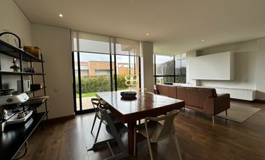 SE VENDE CASA EN CAJICA