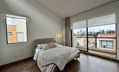 SE VENDE CASA EN CAJICA