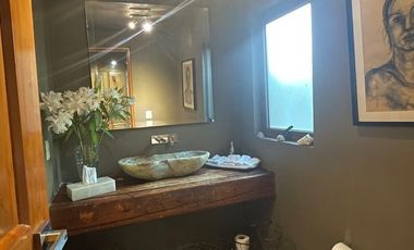 Excelente casa  en Paseo de las Lomas ¡Negociable!