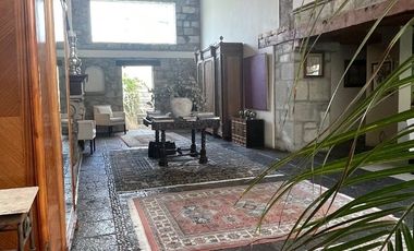 Excelente casa  en Paseo de las Lomas ¡Negociable!