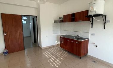 Departamento 2 Ambientes 1° Piso En Morón Sur