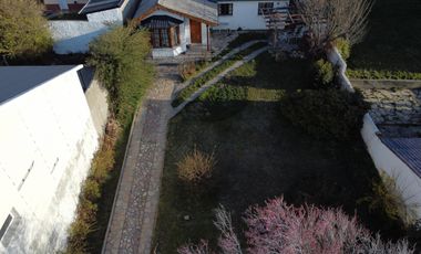 Excelente lote Céntrico para emprendimiento, desarrollo comercial o vivienda.