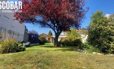 Excelente lote Céntrico para emprendimiento, desarrollo comercial o vivienda.