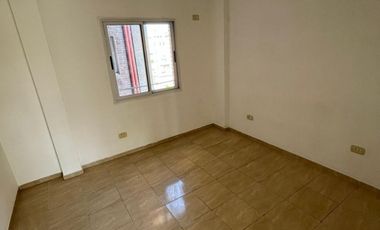 Departamento dos ambientes en alquiler