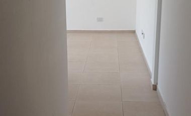 2 AMB AL FRENTE CON BALCON Y TERRAZA PROPIA