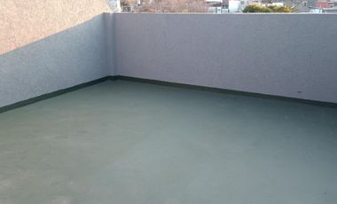 2 AMB AL FRENTE CON BALCON Y TERRAZA PROPIA