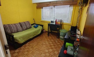 Departamento de tres ambientes a la venta en San Miguel