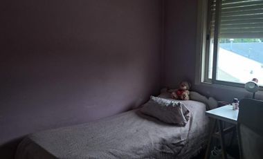 Casa 5 amb.lote propio. 2 Plantas.