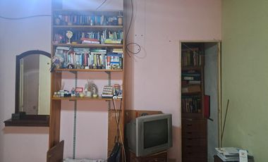 Casa 5 amb.lote propio. 2 Plantas.