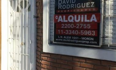 DEPARTAMENTO MONOAMBIENTE CON DIVISION