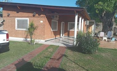 ALQUILER DE CASA 3 AMBIENTES CON PILETA - PRÓXIMA A AUTOPISTA EZEIZA CAÑUELAS