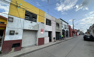 Casa en venta en el centro de Motul, Yucatán, a 2 cuadras de la plaza principal.