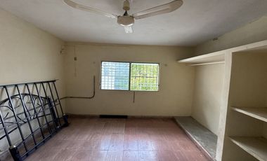 Casa en venta en el centro de Motul, Yucatán, a 2 cuadras de la plaza principal.