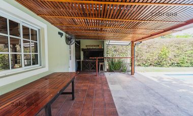 Venta Casa en Benavidez- Quincho-Pileta-Parque