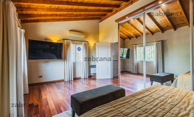 Venta Casa en Benavidez- Quincho-Pileta-Parque