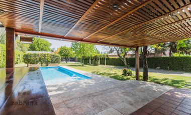Venta Casa en Benavidez- Quincho-Pileta-Parque