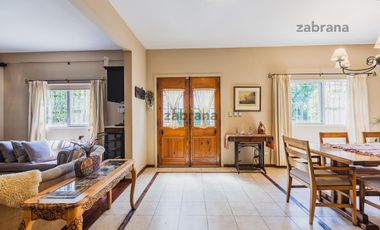 Venta Casa en Benavidez- Quincho-Pileta-Parque
