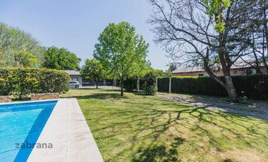 Venta Casa en Benavidez- Quincho-Pileta-Parque