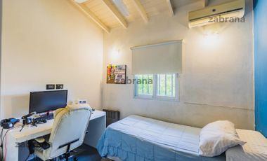 Venta Casa en Benavidez- Quincho-Pileta-Parque