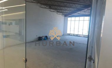 HURBAN  VENDE oficinas en zona céntrica.
