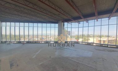 HURBAN  VENDE oficinas en zona céntrica.