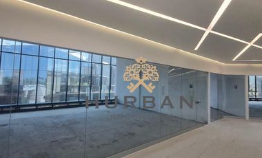 HURBAN  VENDE oficinas en zona céntrica.