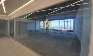 HURBAN  VENDE oficinas en zona céntrica.